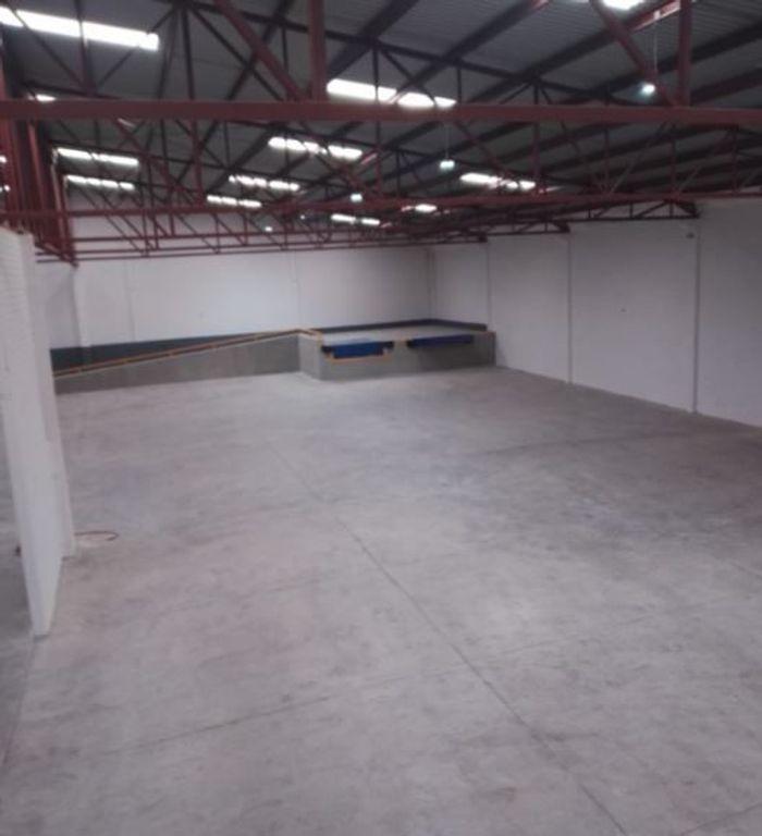 Bodega comercial · 1398m² · Venta de Bodega Comercial en Chihuahua, Col. Aeropuerto. — foto 4