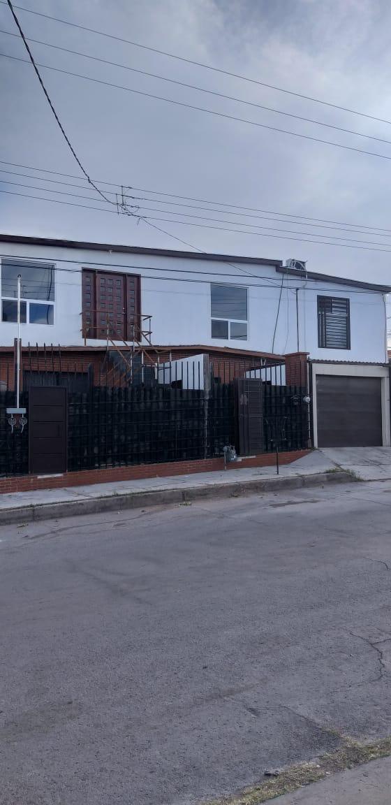 Casa · 359m² · 7 Recámaras · 2 Estacionamientos · Inversionistas Venta de Complejo de Departamentos Col Granjas