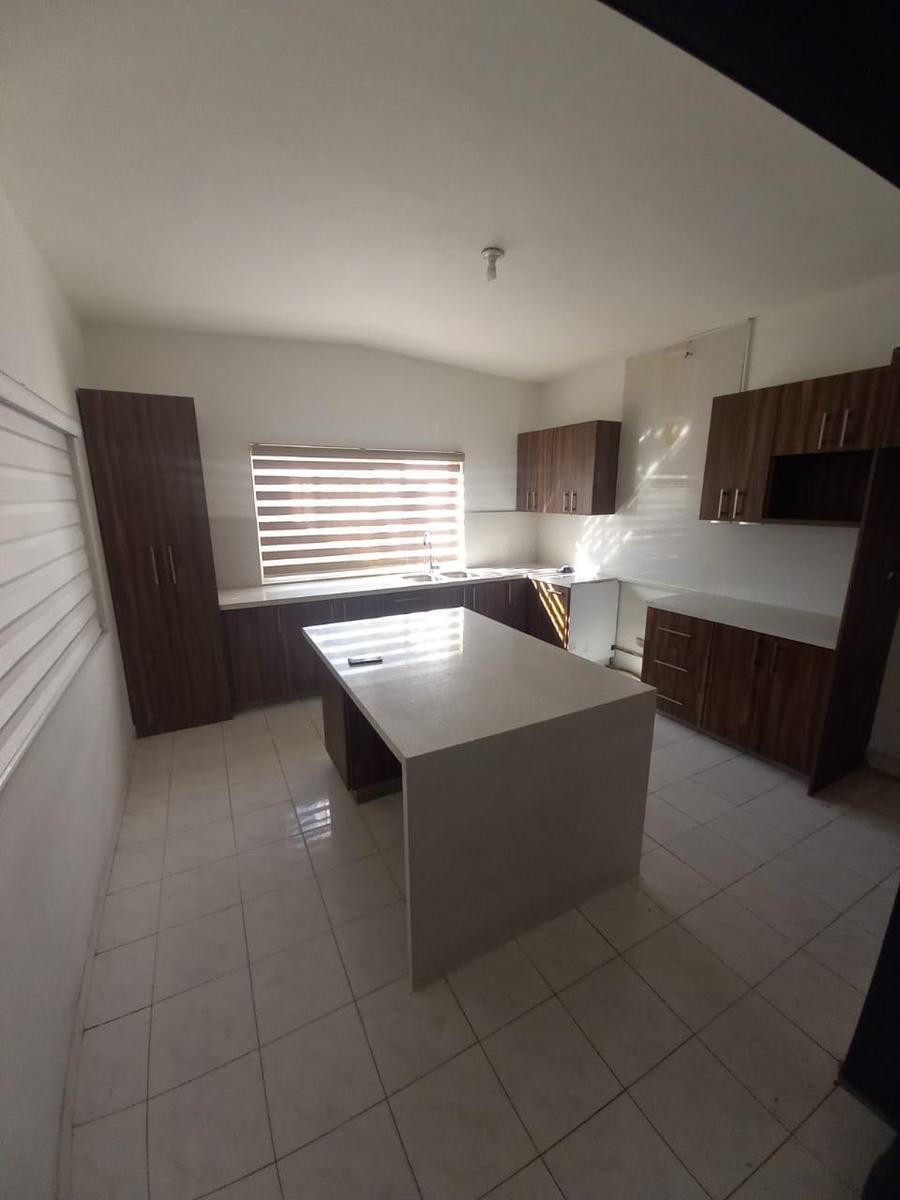 Casa · 359m² · 7 Recámaras · 2 Estacionamientos · Inversionistas Venta de Complejo de Departamentos Col Granjas — foto 2
