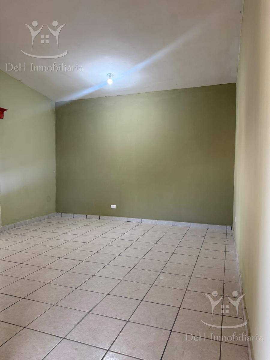 Casa · 160m² · 2 Recámaras · 1 Estacionamiento · Casa Al Sur Zona Villa Juarez Sector Reloj (Antes Conocida Como Division del Norte) — foto 3