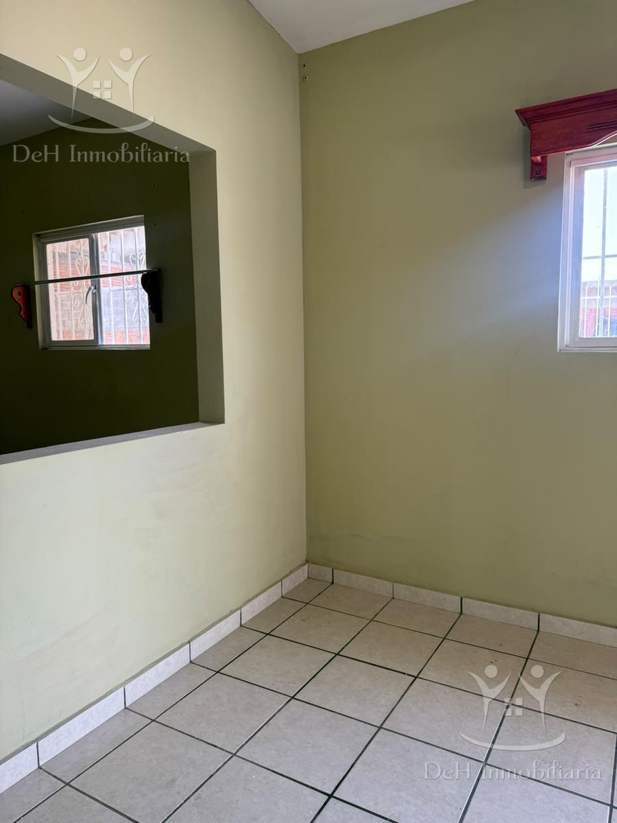 Casa · 160m² · 2 Recámaras · 1 Estacionamiento · Casa Al Sur Zona Villa Juarez Sector Reloj (Antes Conocida Como Division del Norte) — foto 4