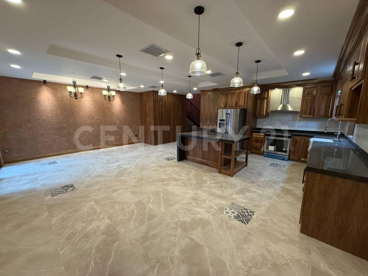 Casa · 313m² · 3 Recámaras · 2 Estacionamientos · Casa en Venta en Fraccionamiento Bosque Real en Chihuahua, Chihuahua — foto 3