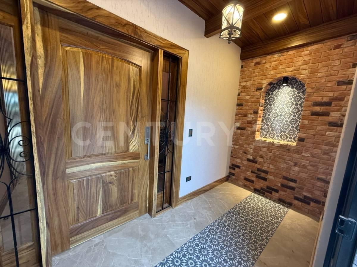 Casa · 313m² · 3 Recámaras · 2 Estacionamientos · Casa en Venta en Fraccionamiento Bosque Real en Chihuahua, Chihuahua — foto 4