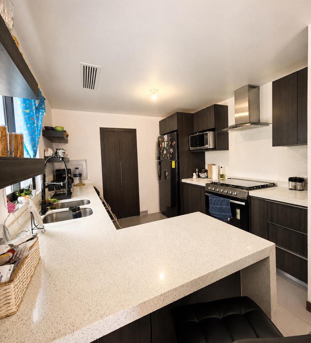 Casa de 3 habitaciones, Chihuahua · Casa de 140 m² con 3 Recámaras en Venta en Fraccionamiento Tarragona — foto 4