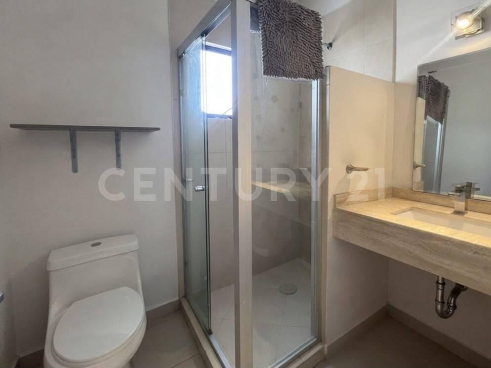 Casa · 208m² · 3 Recámaras · 2 Estacionamientos · Venta de Casa en Hacienda Loreto, Chihuahua, Chihuahua — foto 5