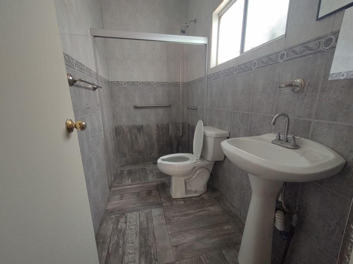 Casa de 2 habitaciones, Chihuahua · Col Zarco Aproveche Esta Casa en Venta! — foto 2