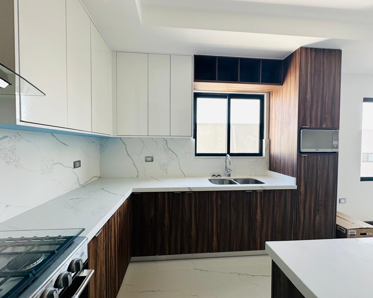 Casa · 290m² · 3 Recámaras · 2 Estacionamientos · Casa en Venta en Altozano — foto 4