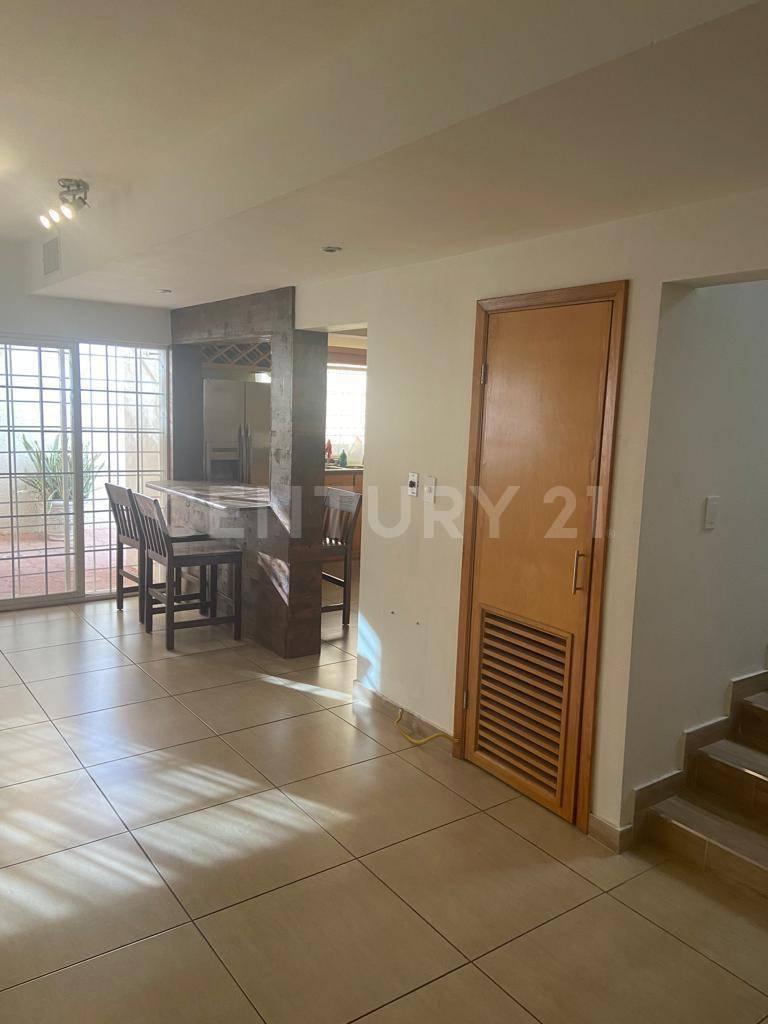 Casa · 260m² · 3 Recámaras · Casa en Venta — foto 4